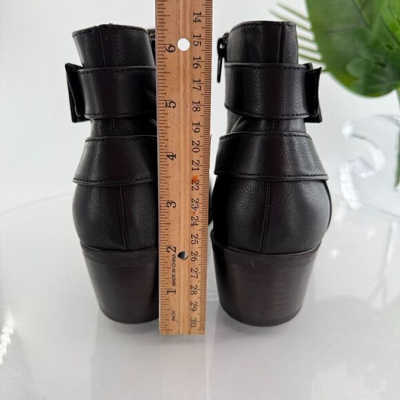 Born BOC Women's Lydia Boot Size 12 Low Block Heel Bootie Black Vegan - Picture 8 of 12